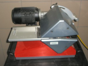 Novitool-vrstvovačka-PLY-130WB-2